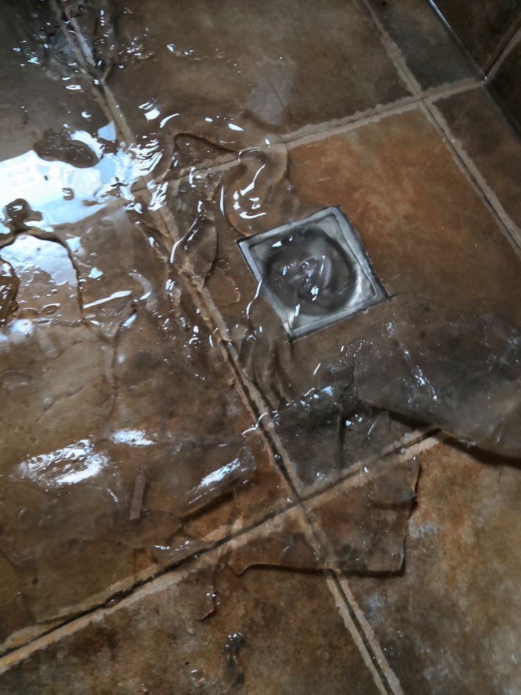 衛(wèi)生間漏水免砸磚不砸磚防水堵漏防霉維修