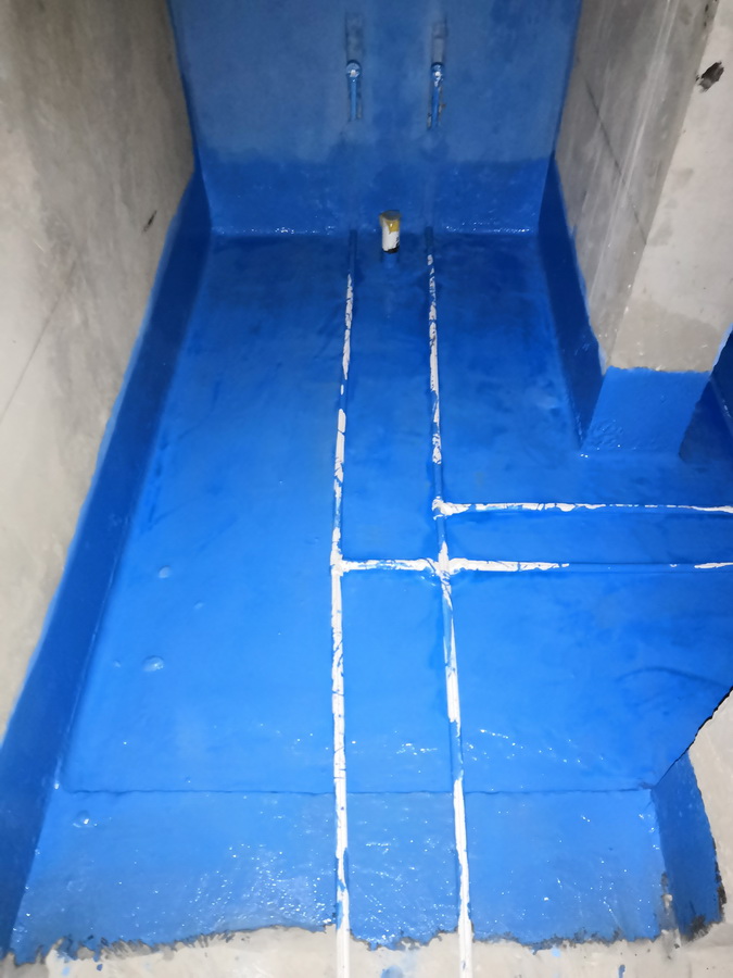 個(gè)人家裝衛(wèi)生間防水施工--藍(lán)色防水涂料